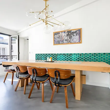 Apartment Luxury Flat With Ac 