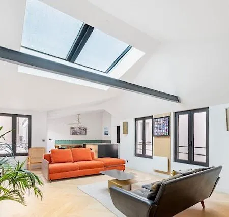 Luxury Flat With Ac La-verrère-du-paradis *