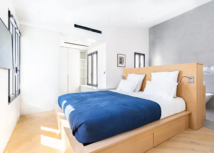 Apartmán Luxury Flat With Ac 